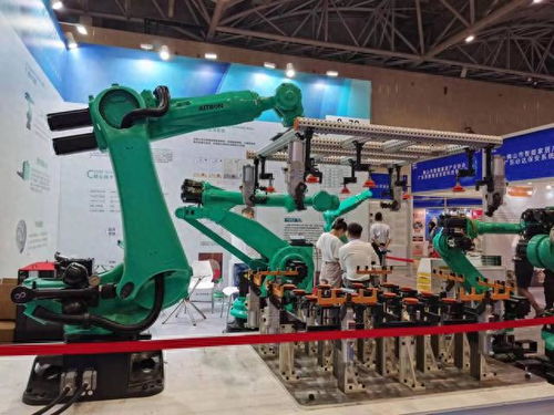 廣州中小企業搶占工業機器人賽道，新上榜“小巨人”增幅超100%